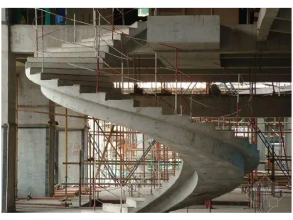 探究鋼板樓梯的差異化魅力與卓越特質(zhì)